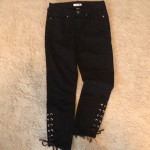 Black jeans. Good American. Size 8/29